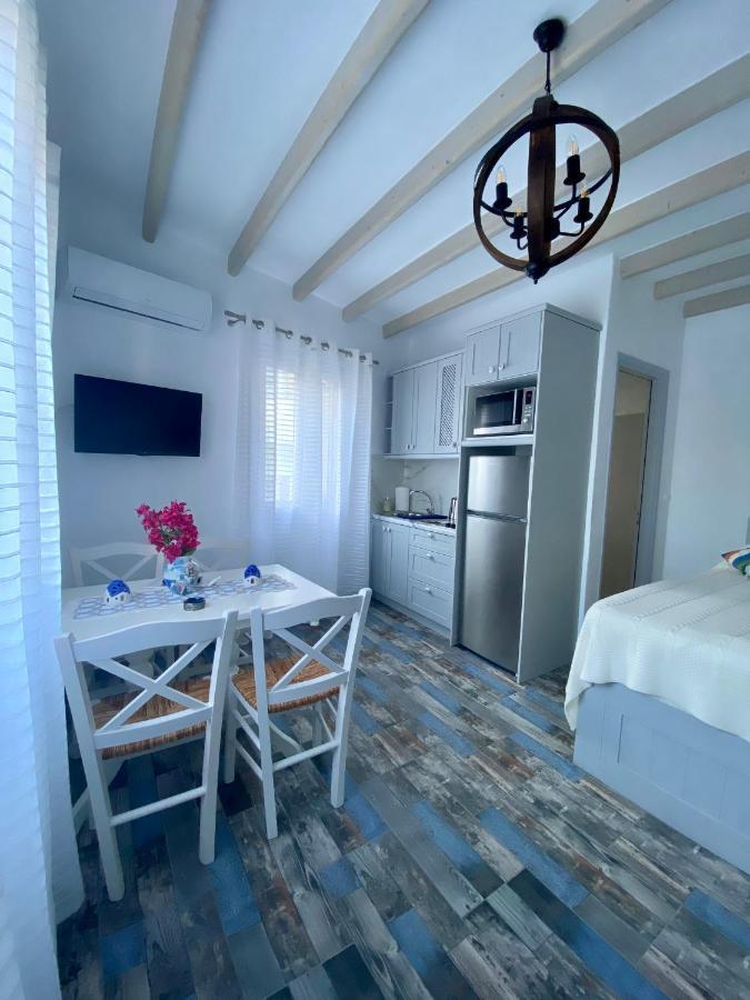 Petridi Maria Suites & Apartments Skála Zewnętrze zdjęcie