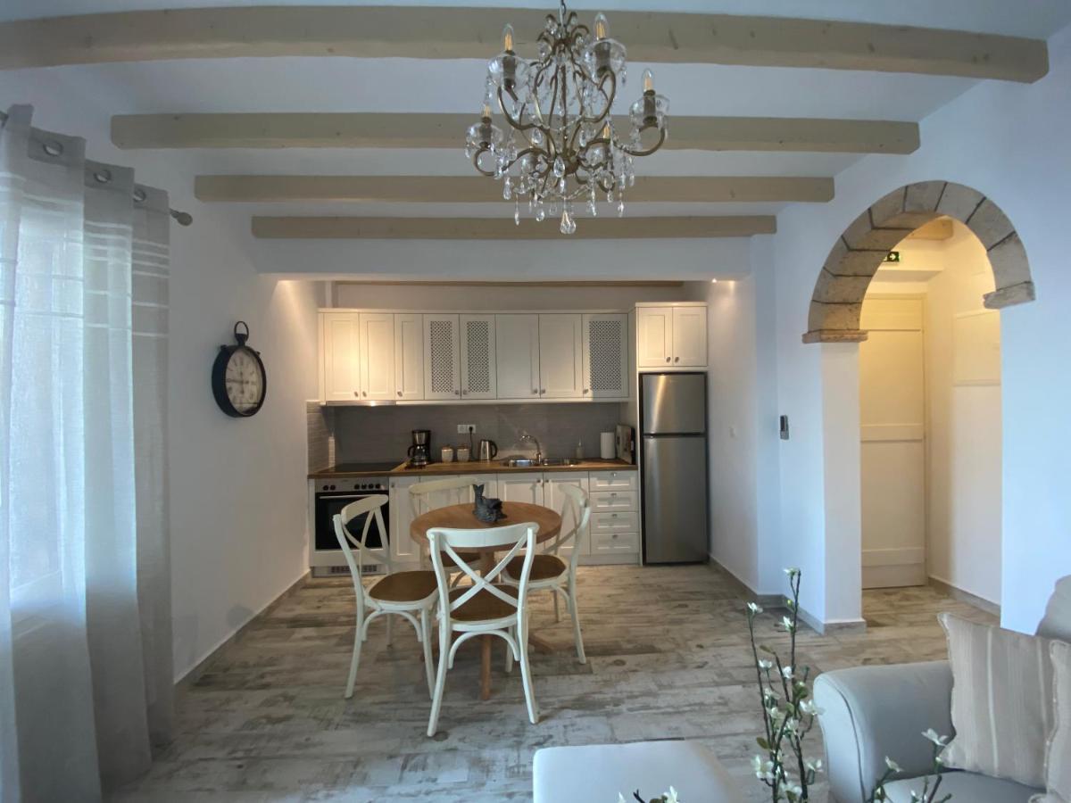 Petridi Maria Suites & Apartments Skála Zewnętrze zdjęcie
