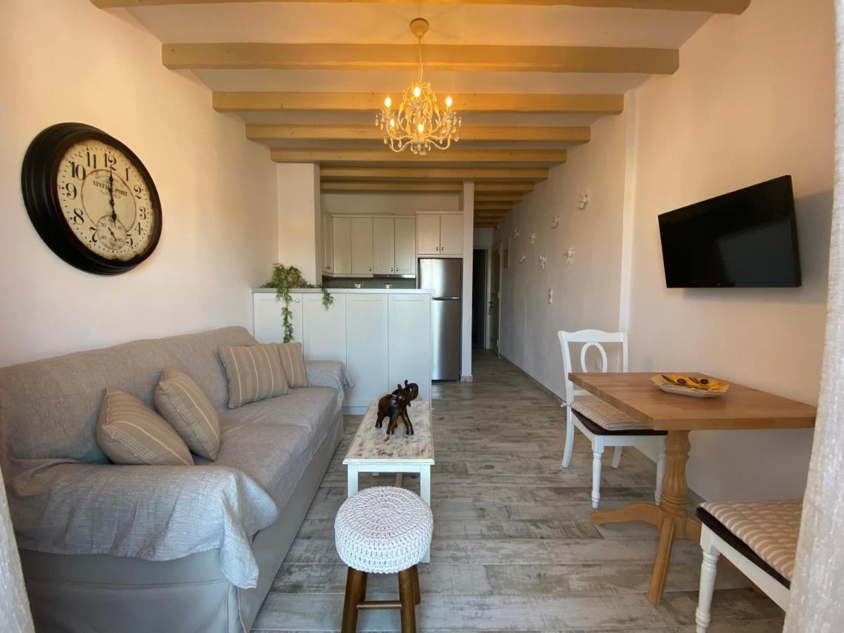 Petridi Maria Suites & Apartments Skála Zewnętrze zdjęcie